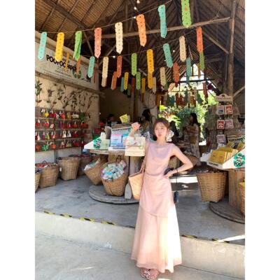 花花家粉色无袖长裙度假风修身钉珠连衣裙不配腰绳