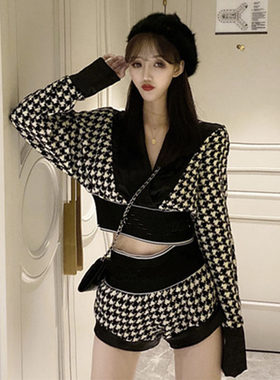 小个子时尚减龄套装女超短裤上衣
