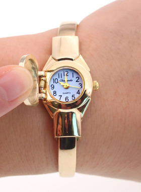 时尚镶钻女士手镯表个性小表盘潮创意翻盖腕表女表石英表图案随机