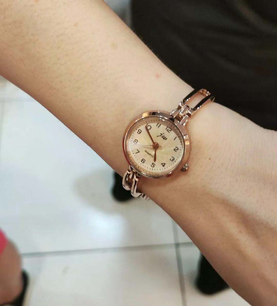 女士简约手表复古女腕表气质细表带小表盘钢带手链女表指针石英表