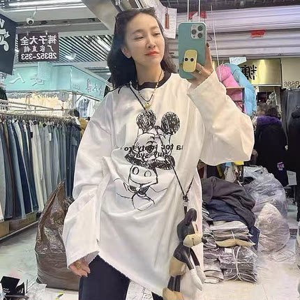 欧货十三行女装卡通白色宽松中长款长袖T恤过臀上衣慵懒风玩偶潮