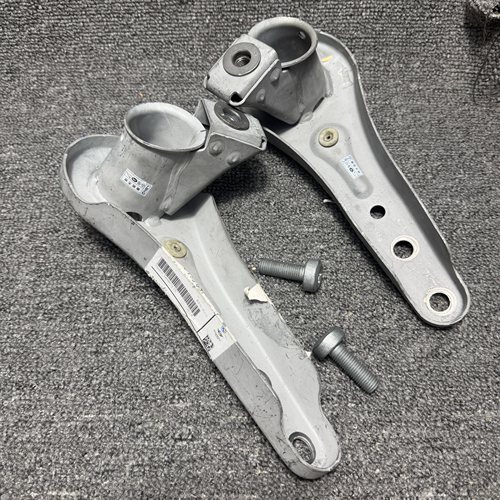 适配宝马1系 3系 F20 F22 F30 F34F35底盘强化拉杆副车架加强件