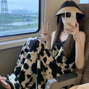 法式度假复古chic长裙赫本风气质显瘦黑色碎花吊带连衣裙子女夏季