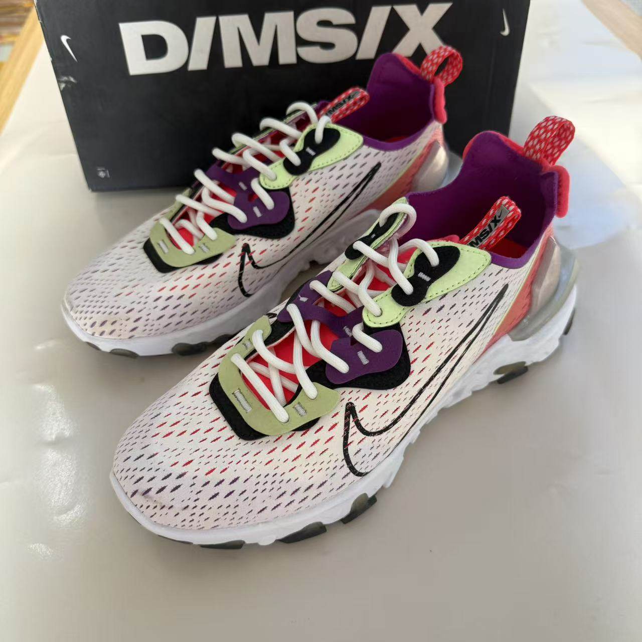 Nike/耐克 REACT VISION男女机能缓震运动跑步鞋 CD4373-102