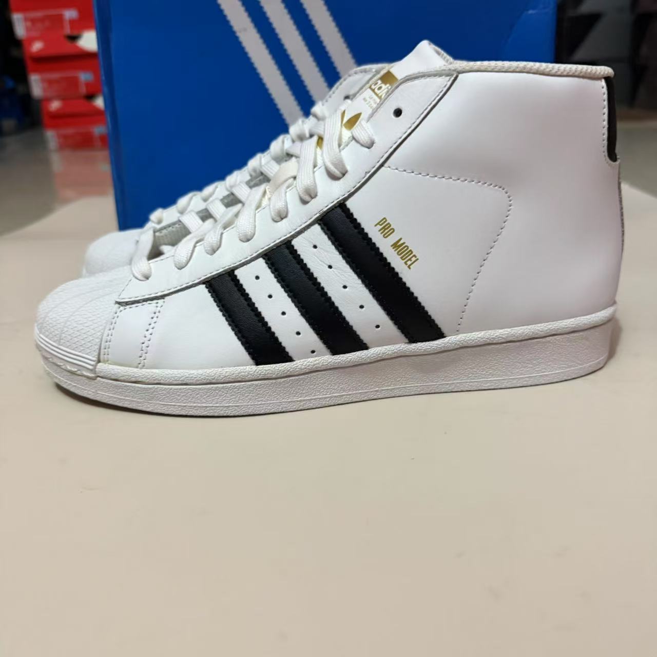 adidas Originals Pro Model 时尚百搭 防滑耐磨 男子板鞋S85956