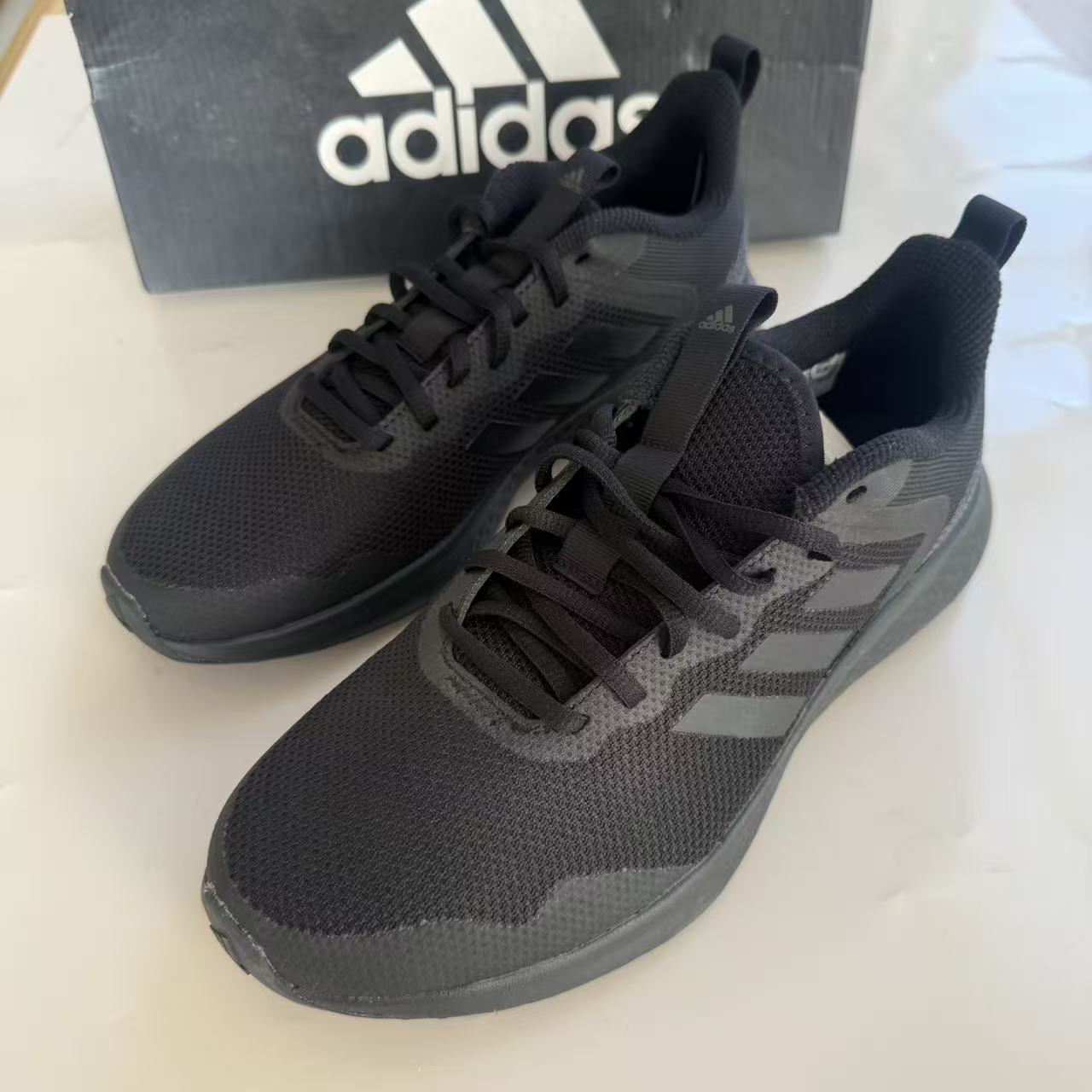 Adidas阿迪达斯正品秋季新款黑武士男子透气运动休闲跑步鞋FW9555