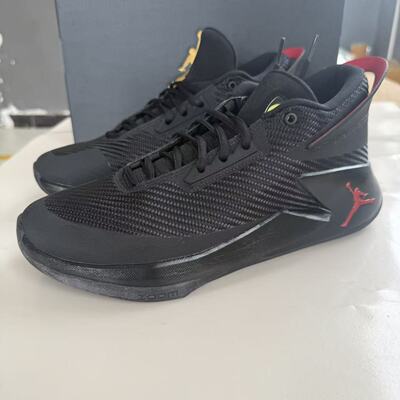 AIR JORDAN FLY LOCKDOWN PFX 男子低帮实战篮球鞋AO1550-012