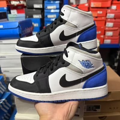 Nike/耐克 Air Jordan 1 AJ1 运动休闲高帮女子篮球鞋 BQ6931-102