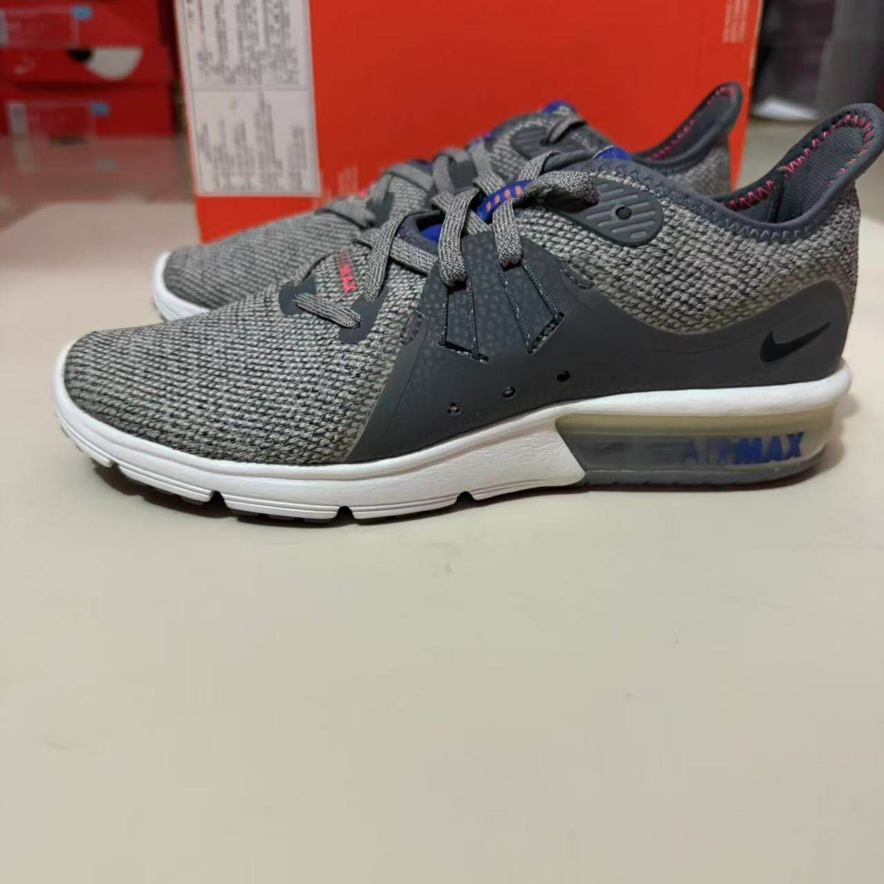 NikeAir Max Sequent 3 缓震舒适 轻便透气  女子跑鞋908993-013