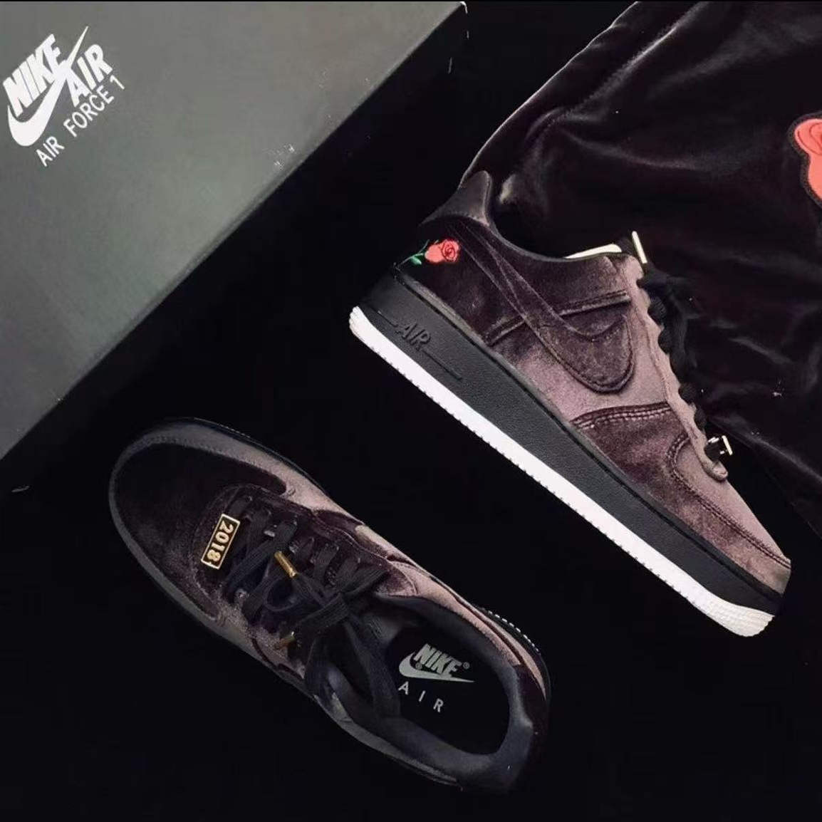 Nike Air Force 1 AF1 空军一号丝绒玫瑰男女运动板鞋 AH8462-003