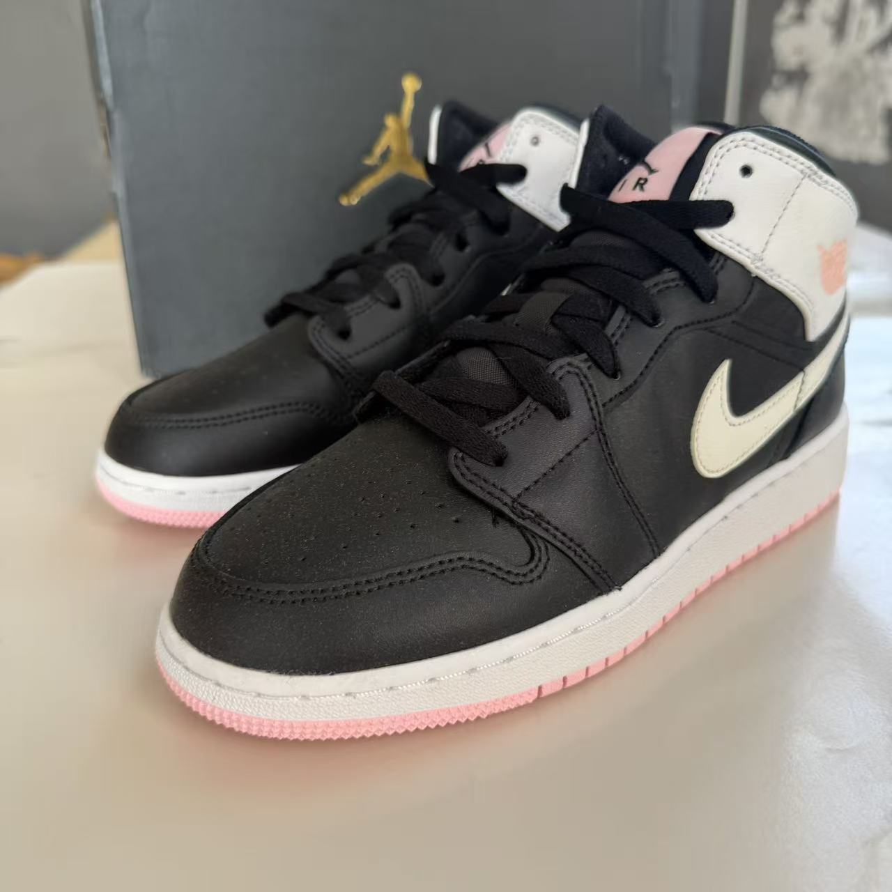 Air Jordan 1 GS AJ1耐克女黑白粉熊猫中帮休闲篮球鞋 555112-061