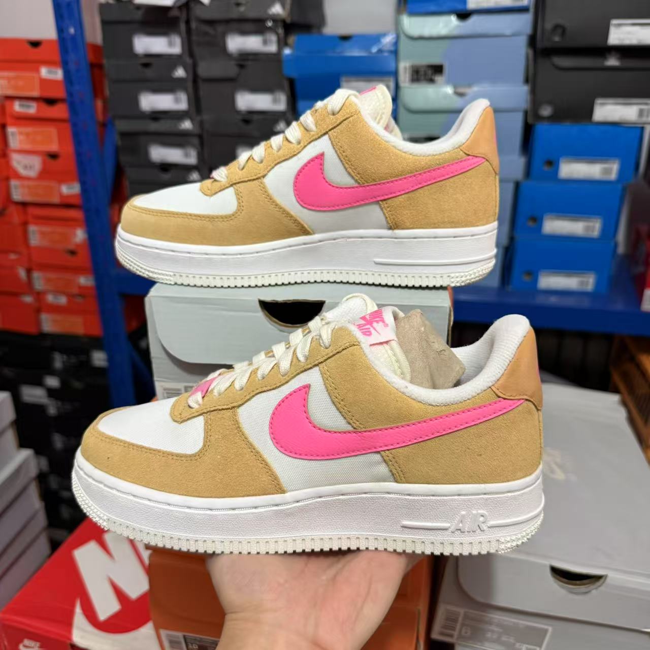 Nike/耐克AF1 Low空军一号女子时尚休闲耐磨低帮板鞋 DC1156-700