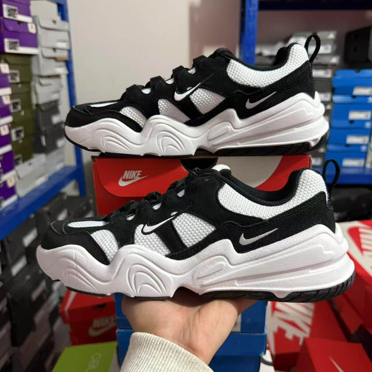 NIKE耐克TECH HERA男子减震防滑老爹鞋复古运动休闲鞋 FJ9532-101