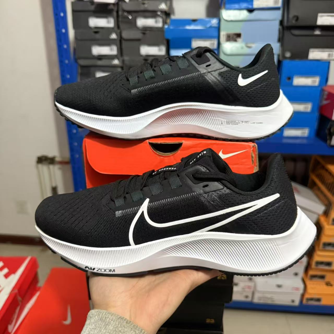 耐克Pegasus38公路跑步鞋