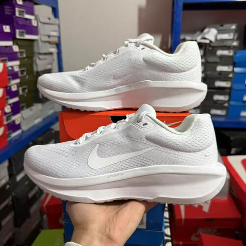 耐克 Nike Winflo 11 男子气垫低帮休闲跑鞋 FJ9509-100 FQ8937