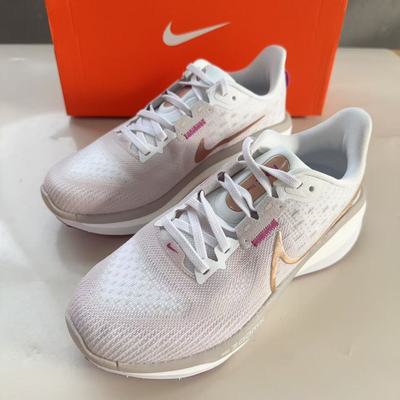 Nike/耐克VOMERO 17灰白低帮防滑耐磨休闲运动跑步鞋FB8502-007