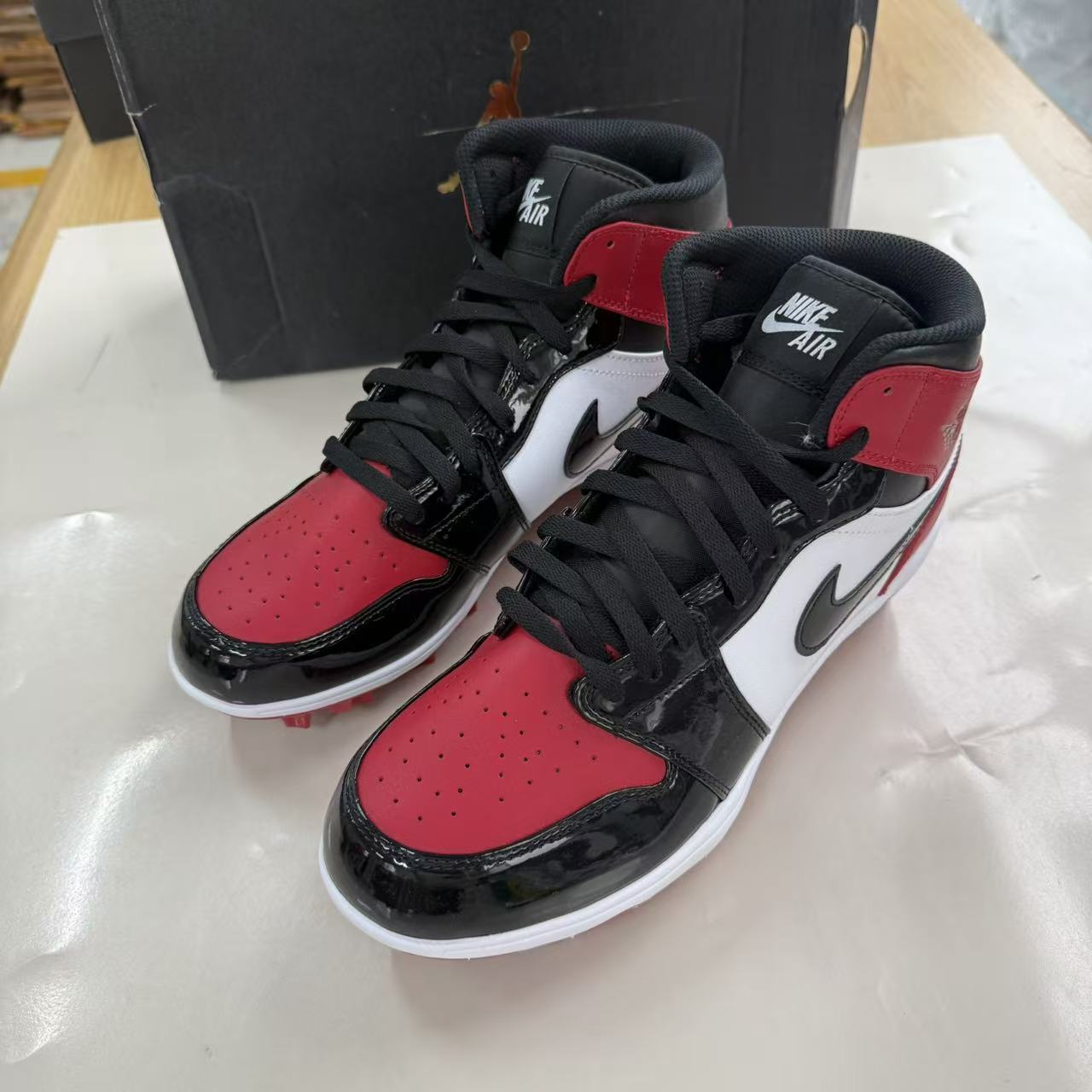 Nike/耐克JORDAN男士高帮运动缓震经典橄榄球鞋 FJ6805-601