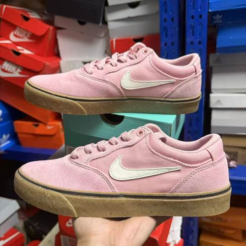 NikeSBChron2粉色低帮板鞋