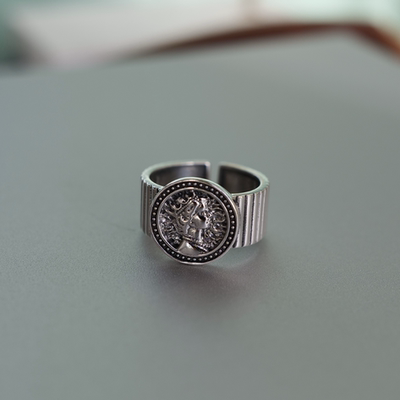 古典气息。立体女王头像浮雕硬币通体S925纯银戒指环小众开口设计
