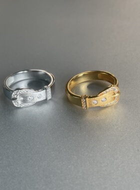 环环相扣。S925纯银镀金意大利拉丝工艺闪亮锆石皮带扣马蹄戒指环