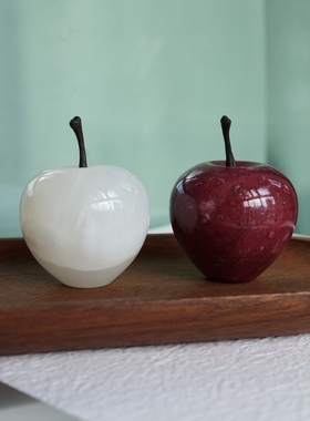 圣诞节苹果。天然阿富汗玉石红白色家居摆件韩国point of view