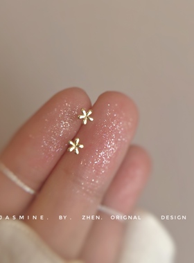 S925纯银养耳洞镀14K睡觉不用摘敲迷你小发发耳钉小雏菊耳骨钉女