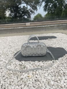 bag handbag新款真皮包包单肩斜挎手提银色