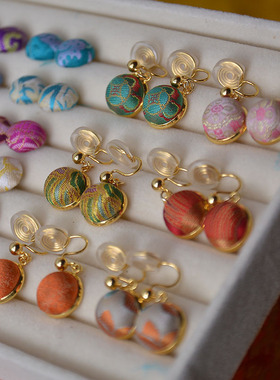 非遗宋锦耳饰蚊香盘耳夹12mm手工名家宋锦蜀锦豆豆耳饰蚊香盘耳夹