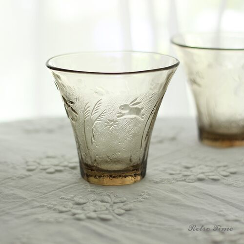 日本浮雕兔子玻璃玻璃杯