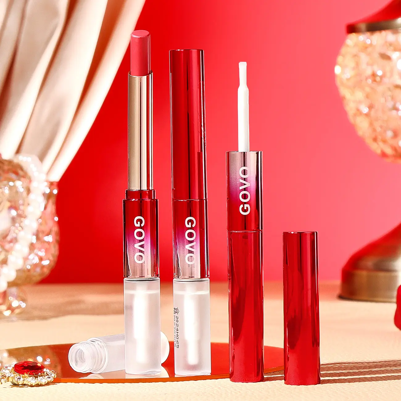 GOVO藏红花固色口红雨衣不掉色不沾杯唇部套装防水送闺蜜遮盖唇色