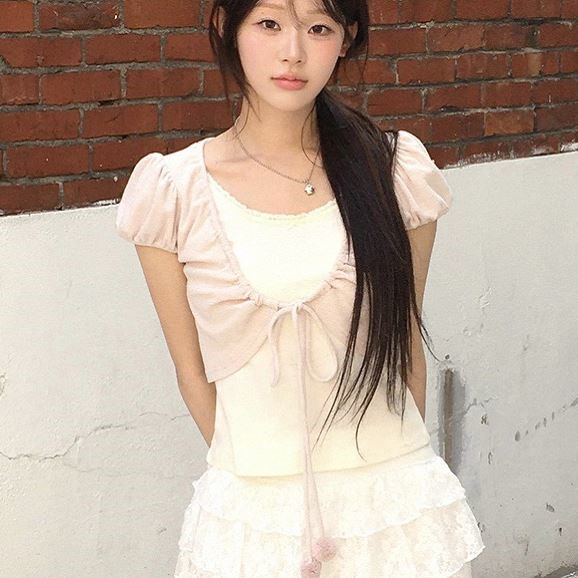 包邮 首尔印象韩代 可爱少女风毛绒球系带花边背心假两件开衫上衣