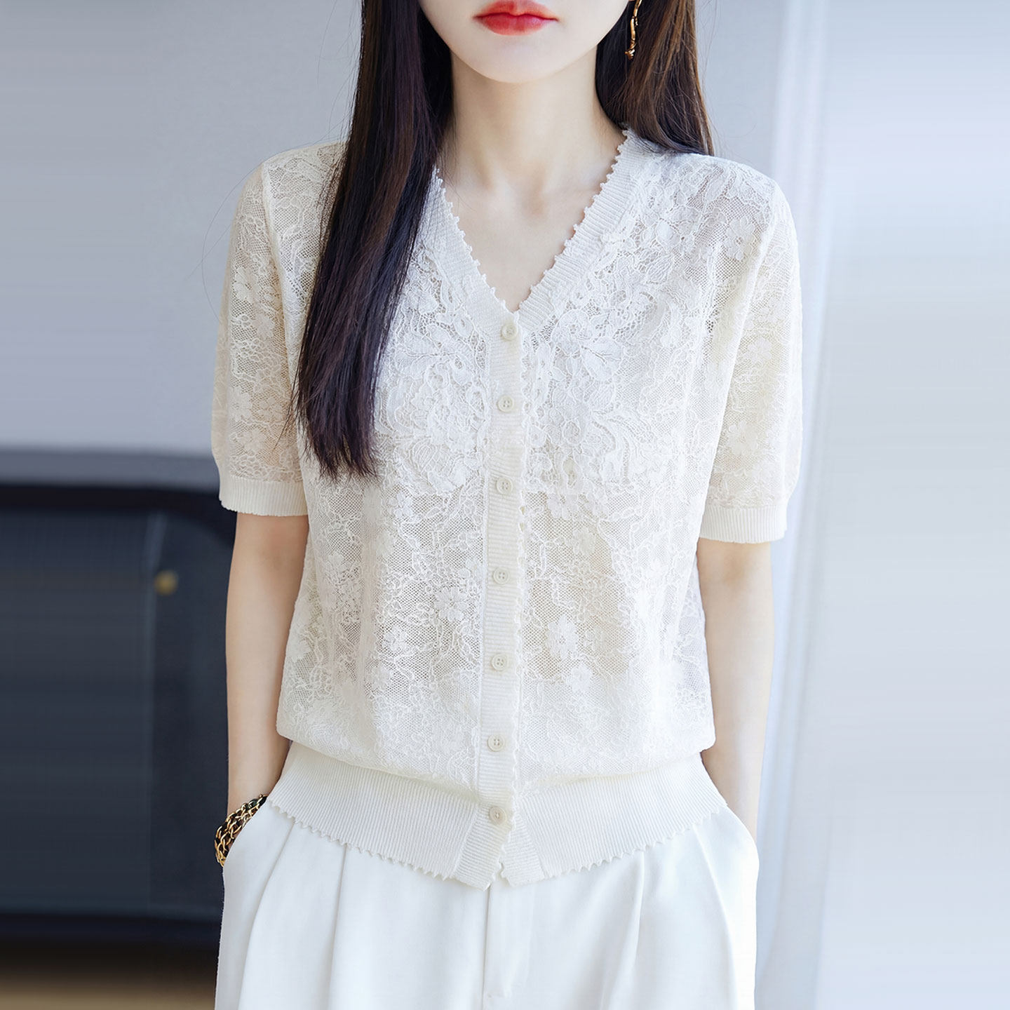 新款夏装桑蚕丝针织衫女法式V领短袖蕾开衫通勤气质上衣高级感