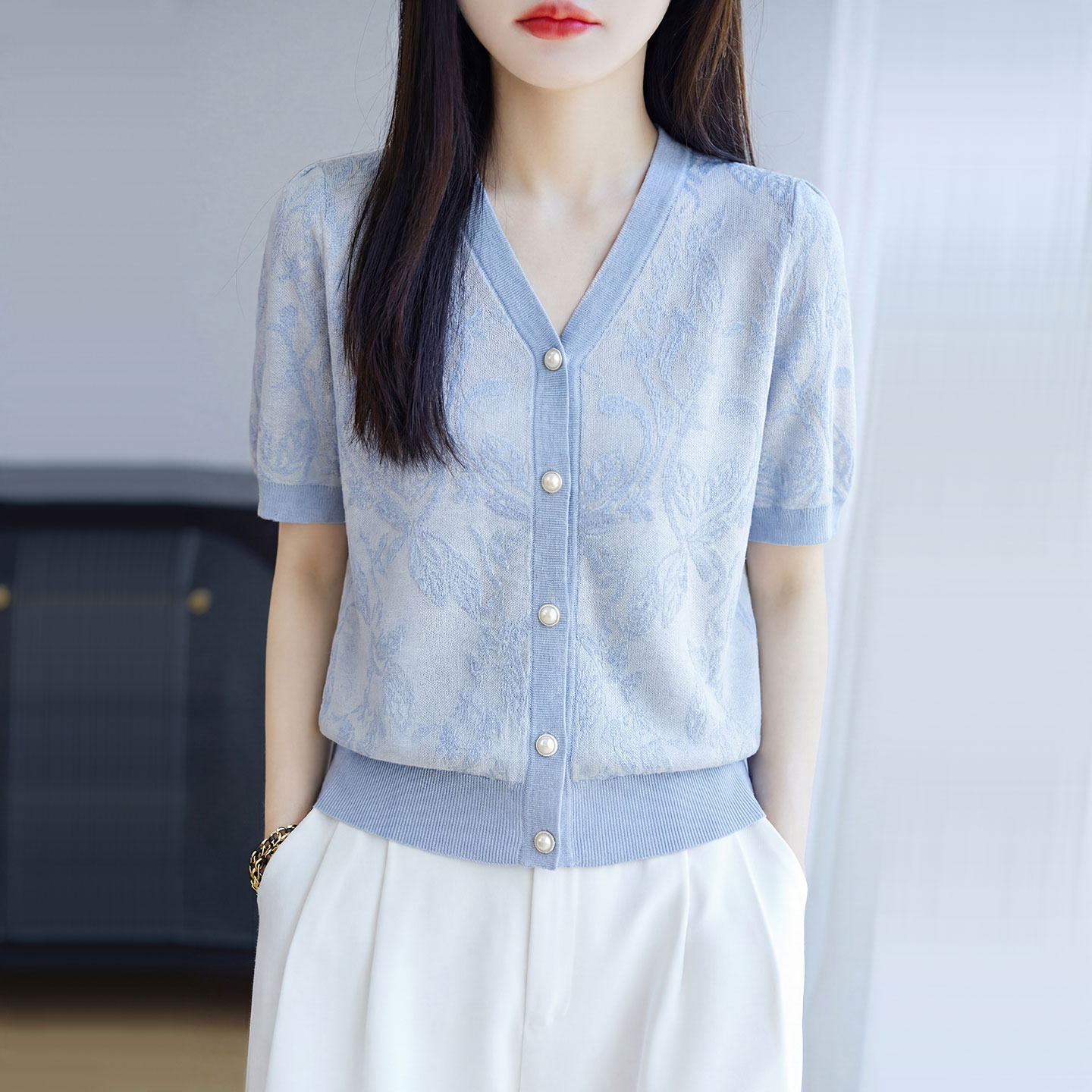 V领桑蚕丝短袖开衫T恤女