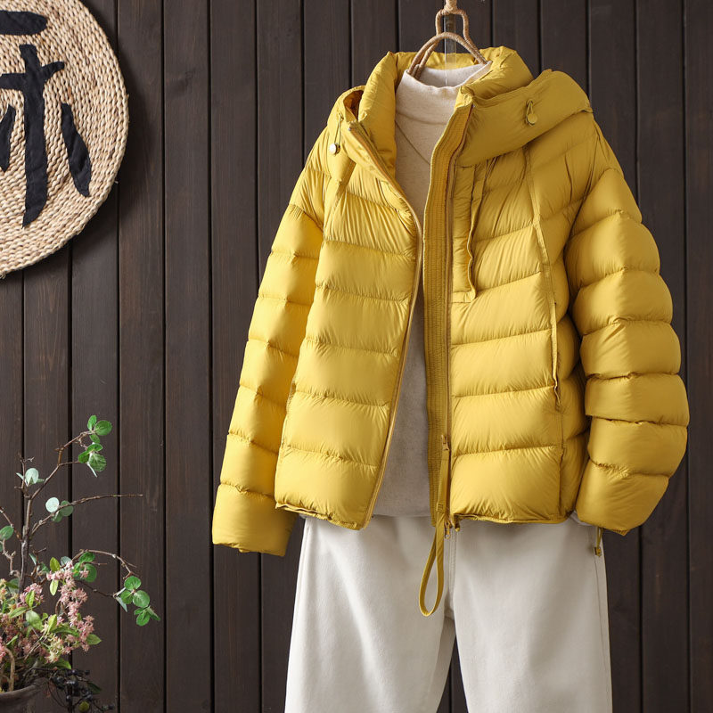 连帽羽绒服女短款冬装2025新款90白鸭绒排骨服泡芙时尚减龄外套潮