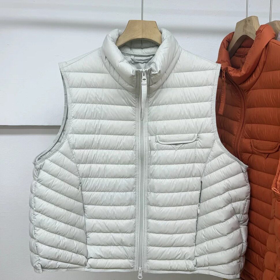90白鸭绒轻薄羽绒服马夹坎肩外套
