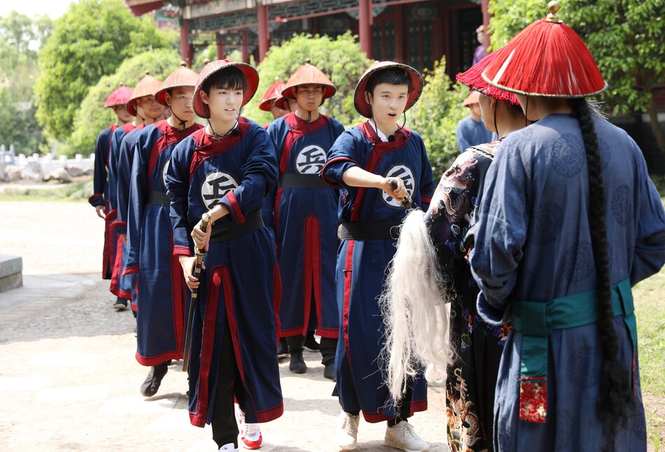 古装戏服清朝官兵服总兵御前侍卫演出表演服装服兵捕卒服