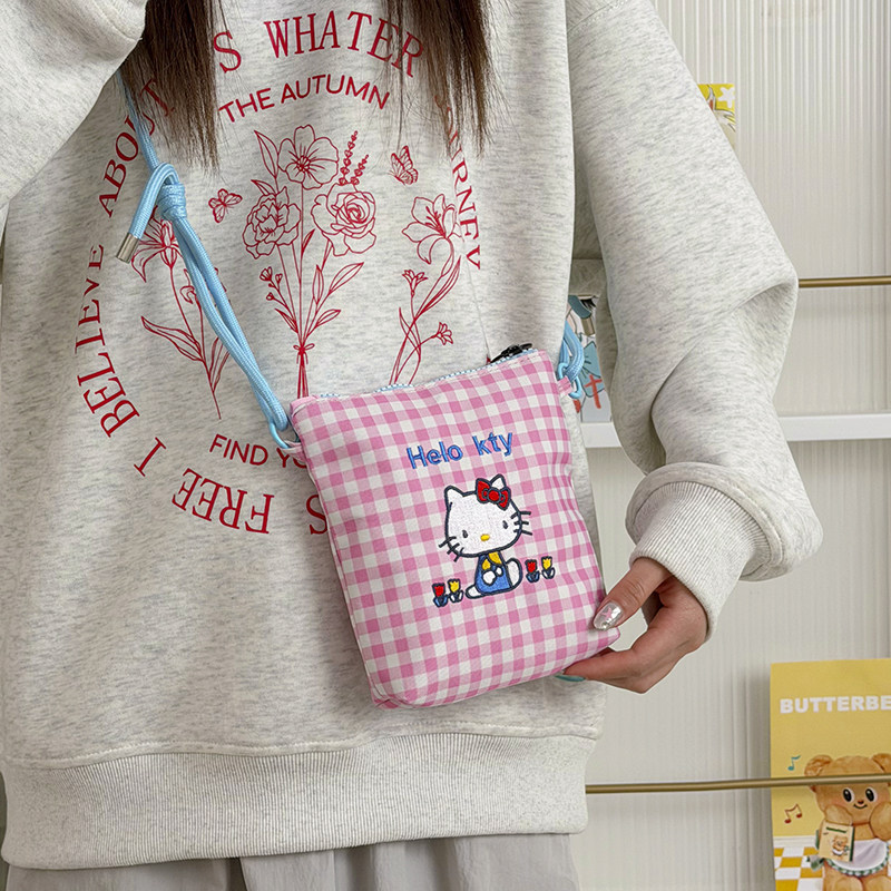 HelloKitty卡通格子帆布手机包女2026夏季新款轻便迷你斜挎小包包