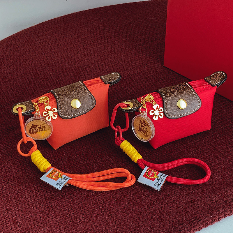 新年礼物迷你耳机收纳包女小众设计金属扣零钱包钥匙扣挂件口红包