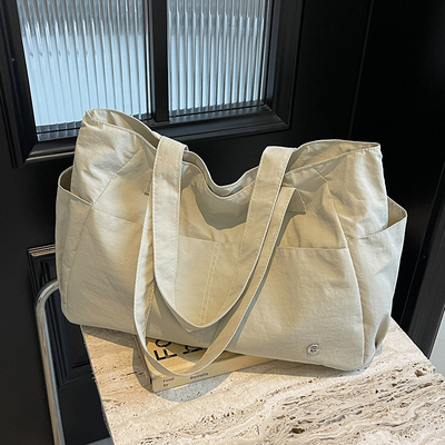 2026新款简约百搭多隔层帆布包