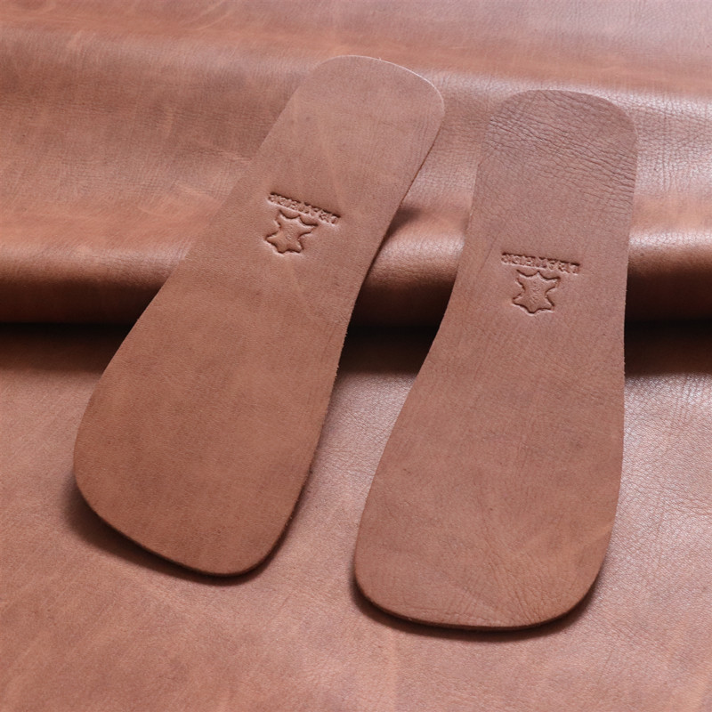宽头女丑防滑吸汗牛皮透气鞋垫