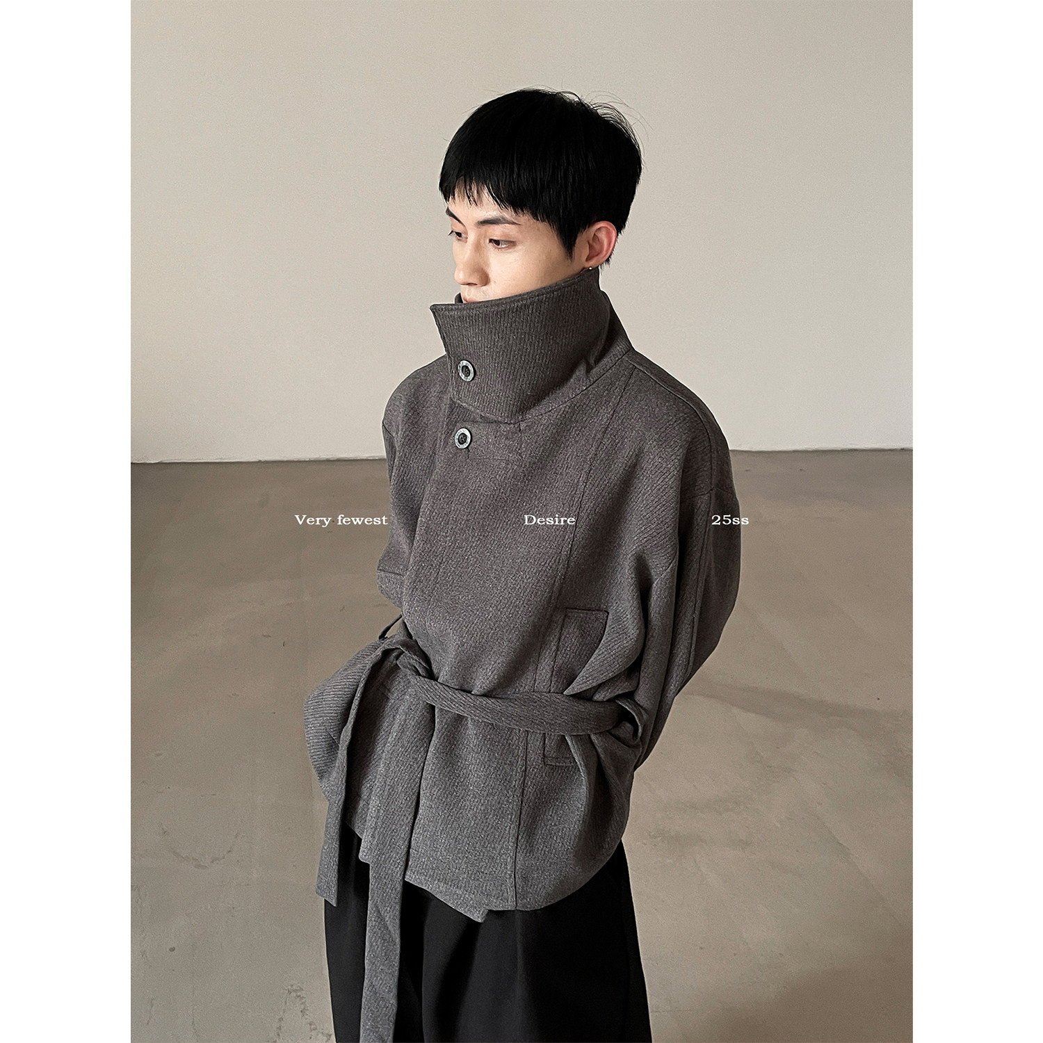 版可翻高领廓形显瘦短款大衣外套