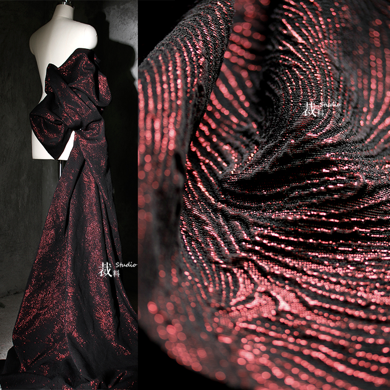 裁料酒红色提花服装设计师面料