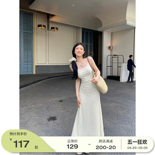 法式 王少女 2024新款 连衣裙 店杏色碎花吊带裙春夏季 收腰甜美无袖