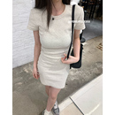 新款 小个子法式 店白色方领连衣裙2024年夏季 王少女 气质包臀裙子
