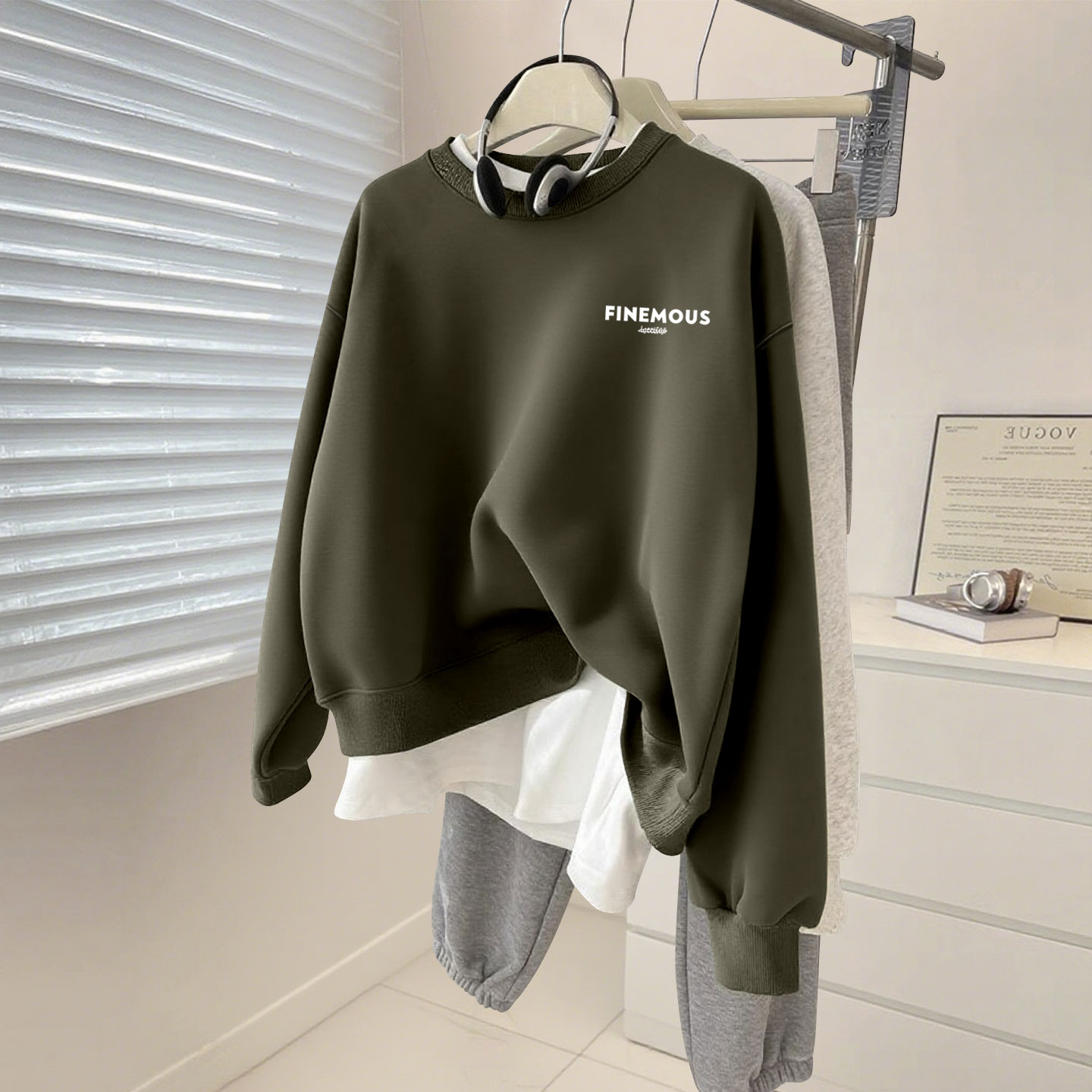 圆领长袖卫衣女2025年秋冬季韩版字母印花洋气百搭学院风薄款上衣