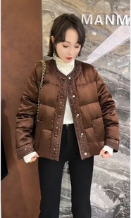 欧洲站2025冬季新款小香风圆领重工烫钻刺绣羽绒服百搭气质外套女