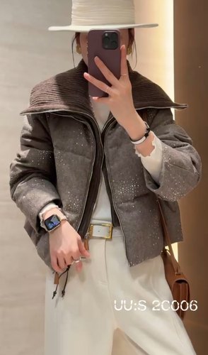 2025冬季新款拼针织翻领羽绒服女