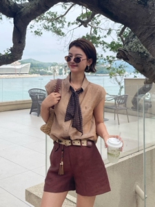 2026夏季是设计感领带短袖衬衫女