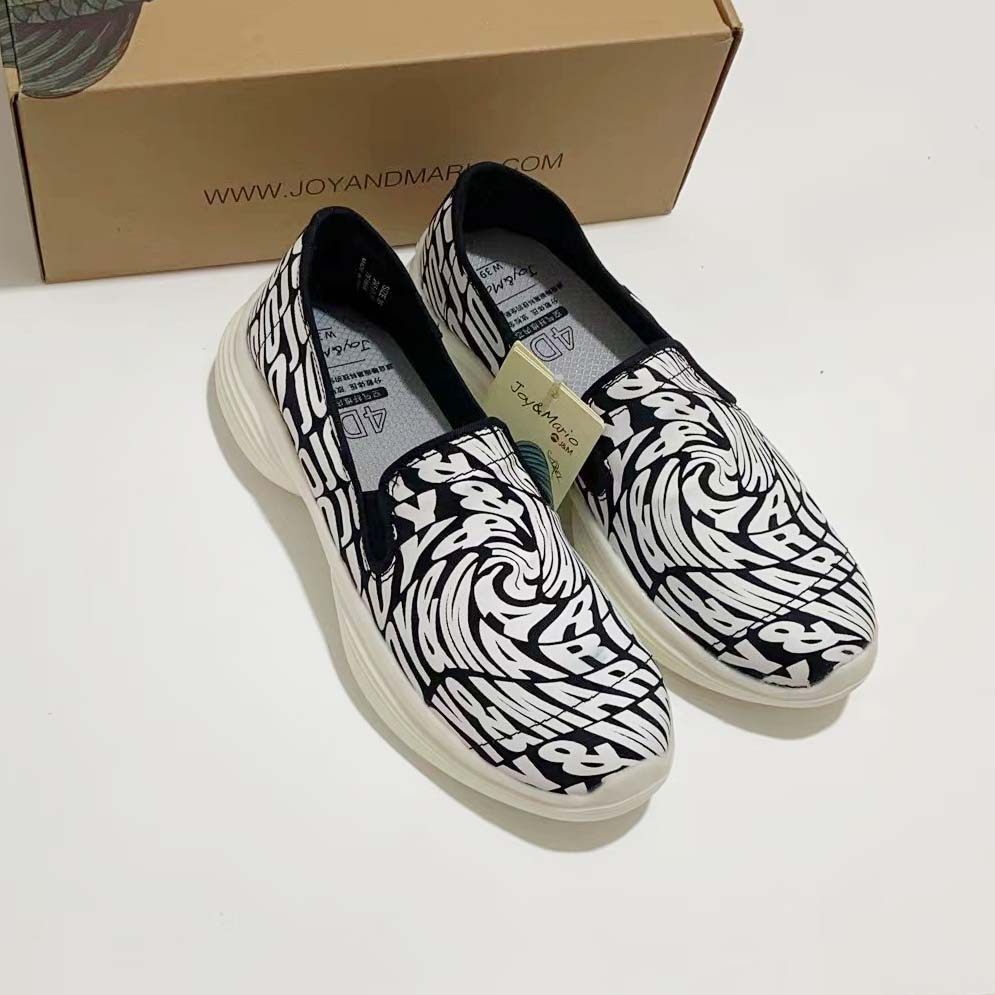 专柜玛丽正品22春夏新品帆布鞋休闲透气低帮套脚百搭女单鞋76186W