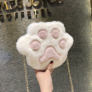 毛绒熊掌小挎包单肩包